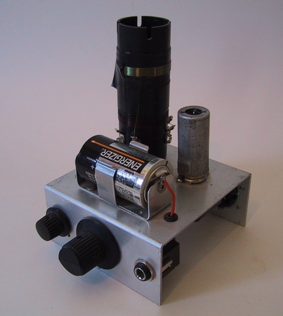 1990: I built a 3V4 BCB regen out of Harry Zarchy's book Using Electronics. Good for BCB; not enough gain for SW.